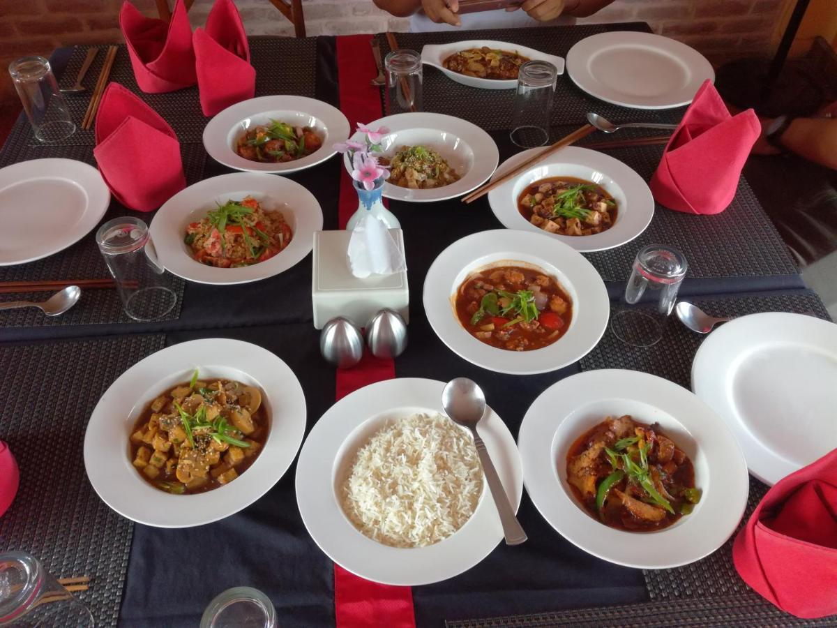 Khwapa Chhen Otel Bhatgoan Dış mekan fotoğraf